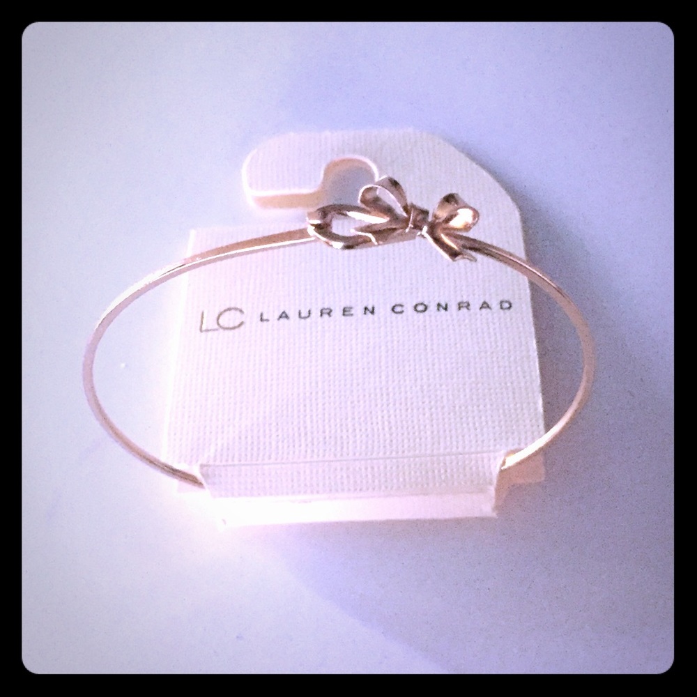 Lauren Conrad Goldtone Bangle Bracelet with Bow - Perfect Coquette Girl gift!
